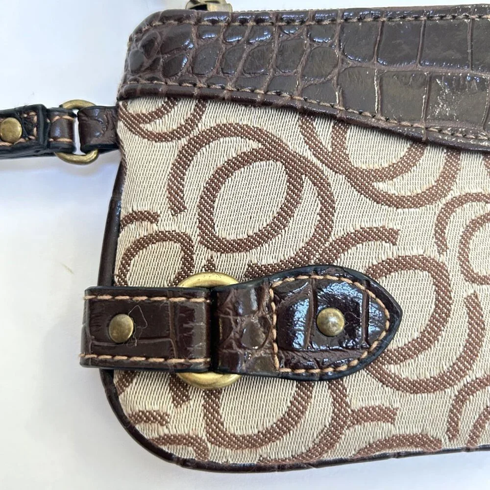 Brown and Cream Wristlet